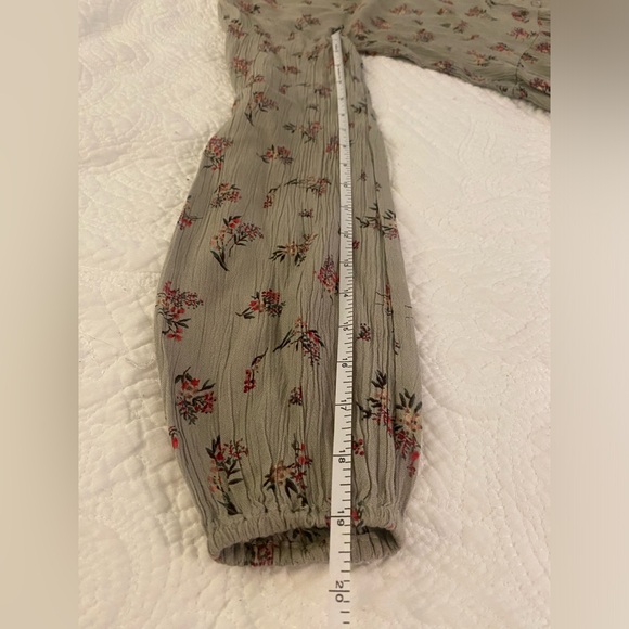 Floral Babydoll Fit Long Sleeve Button Blouse V Neck Hi-Low Medium - Picture 7 of 10